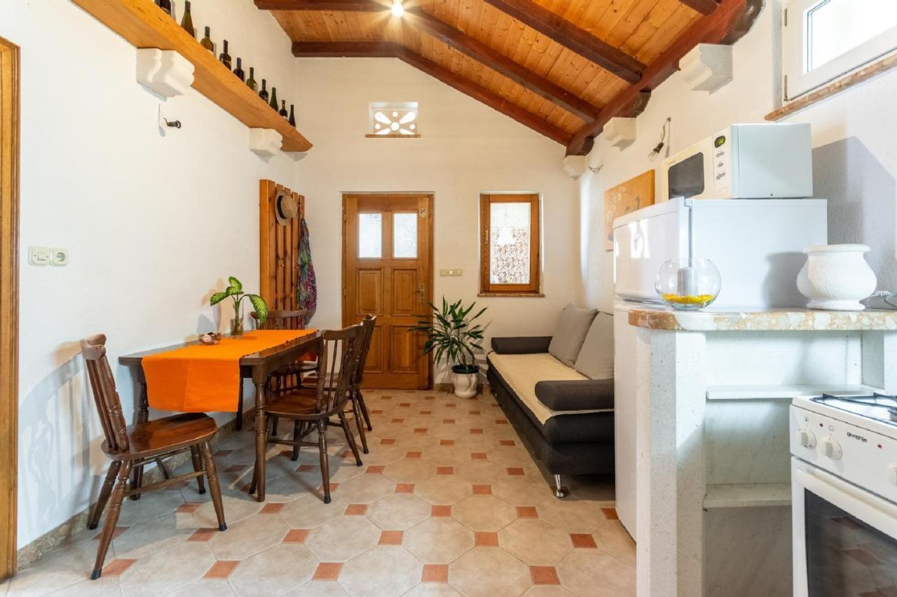 Darija Apartment Pucisca
